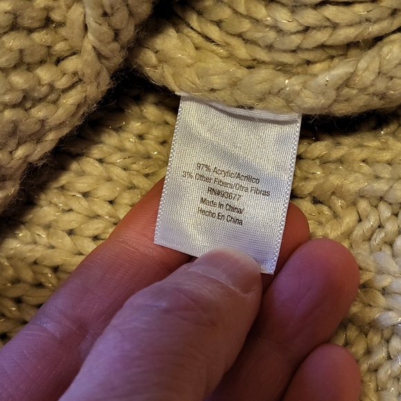 A.N.A. cream crew neck sweater with a cable knit pattern with flecks of gold - Picture 7 of 10